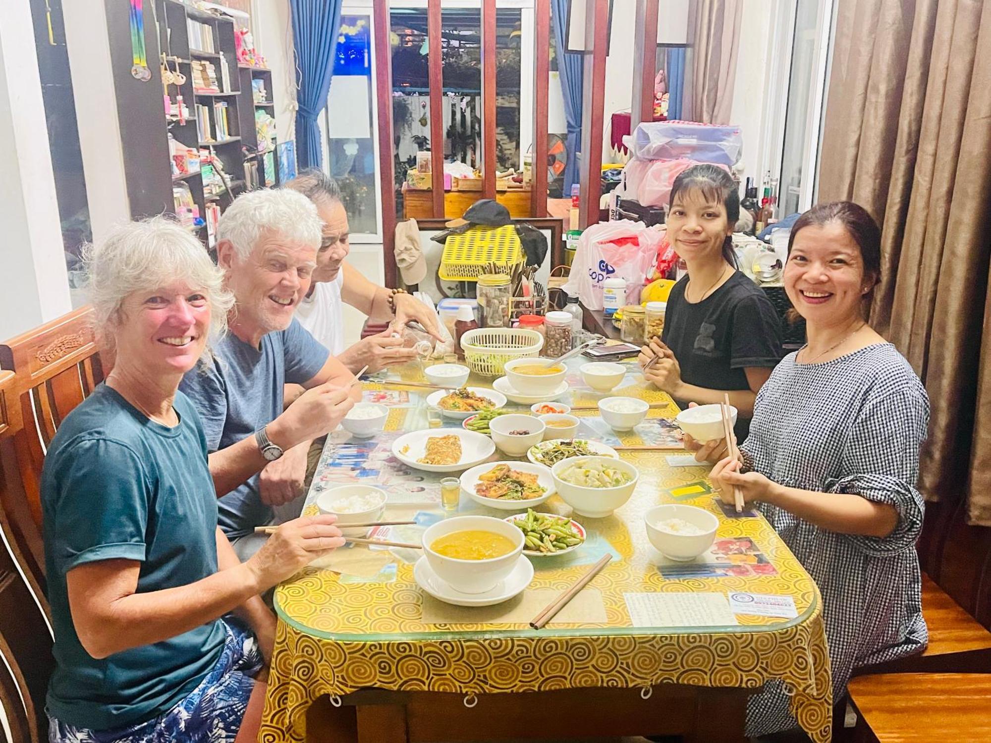 Golden Lantern Tam Thanh Homestay Tam Kỳ Exterior foto